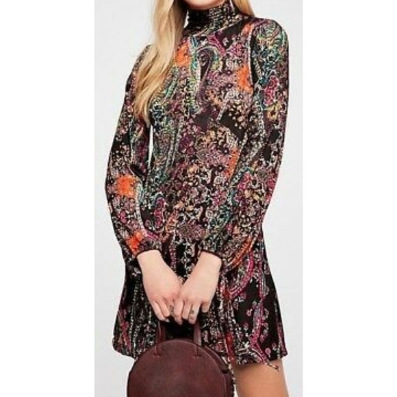Free People Dresses & Skirts - All Dolled Up Long-Sleeve Paisley-Print Mini Dress